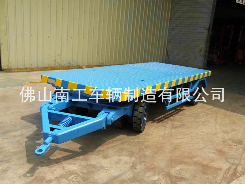 叉车牵引工业平板车 工厂车间周转用10吨安博app(中国)官方网站