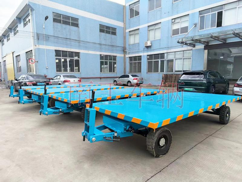 6吨安博app(中国)官方网站蓝色 带减震带刹车工具拖车
