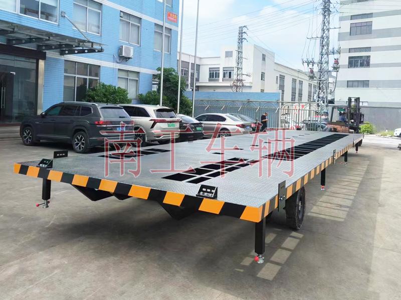 22吨预制移动方舱底盘 重型工业安博app(中国)官方网站
